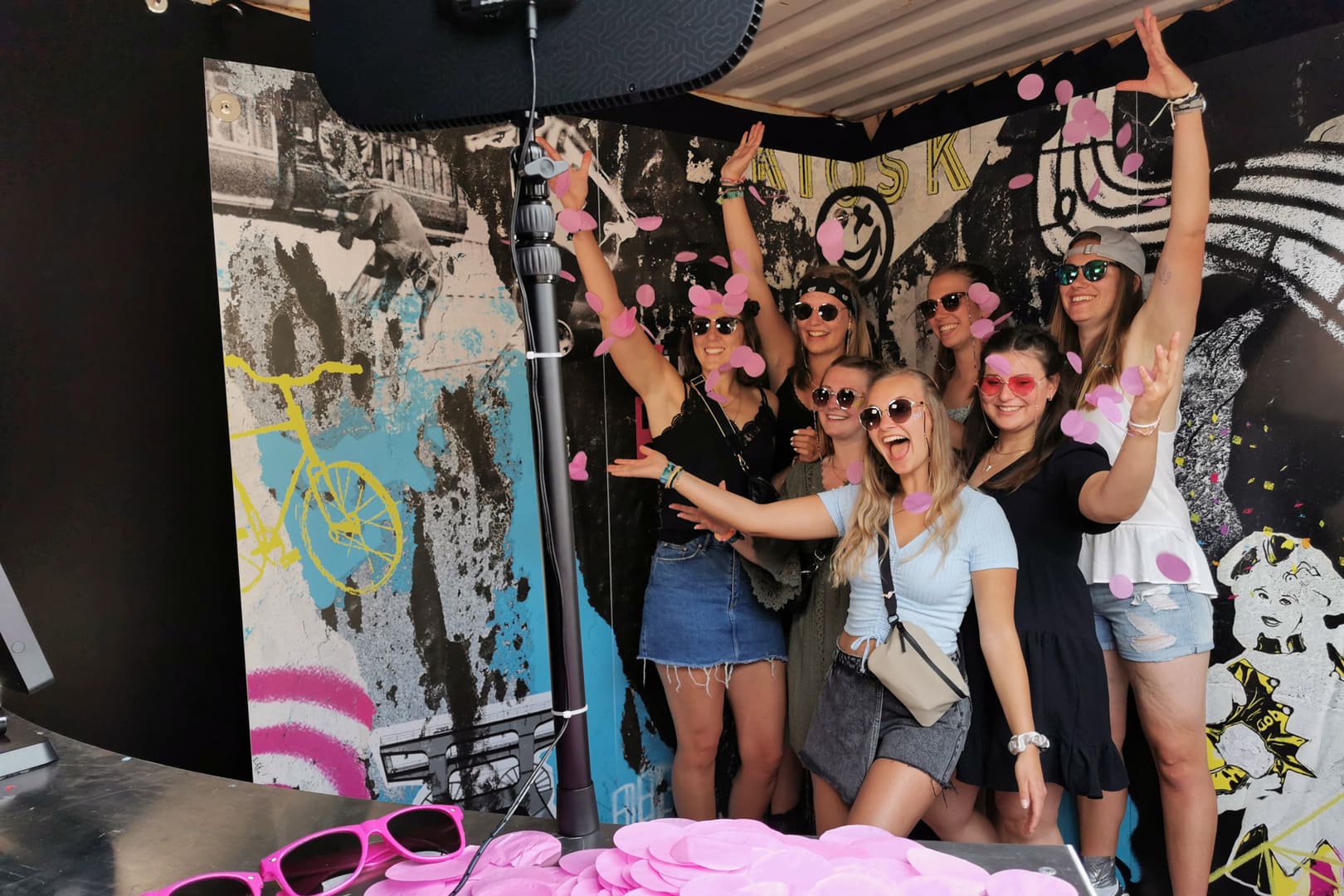3D Photobooth mit Konfetti für die Festival Saison | SnapCube Projekte